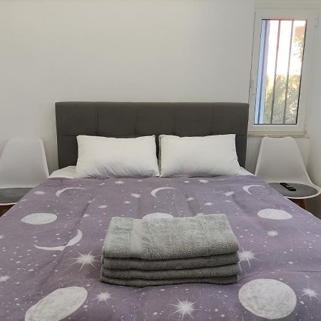 Beautiful Pedestrian Apartment Атина Екстериор снимка