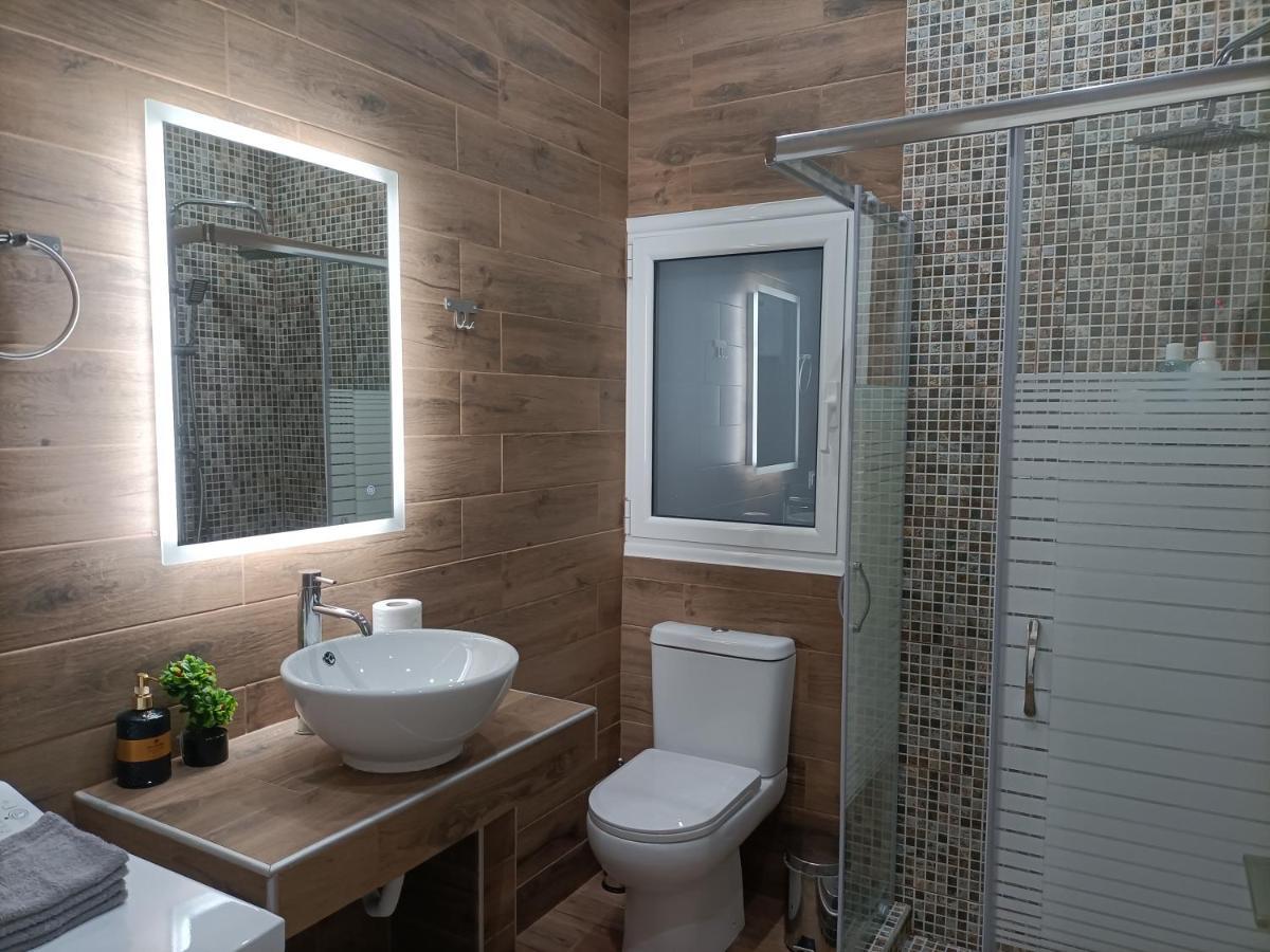 Beautiful Pedestrian Apartment Атина Екстериор снимка